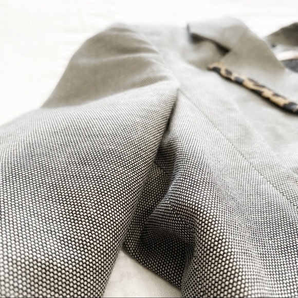JOHN GALLIANO GREY LEOPARD PRINT SILK BLEND NOTCHED LAPEL BUTTON BLAZER - S - Picture 6 of 12